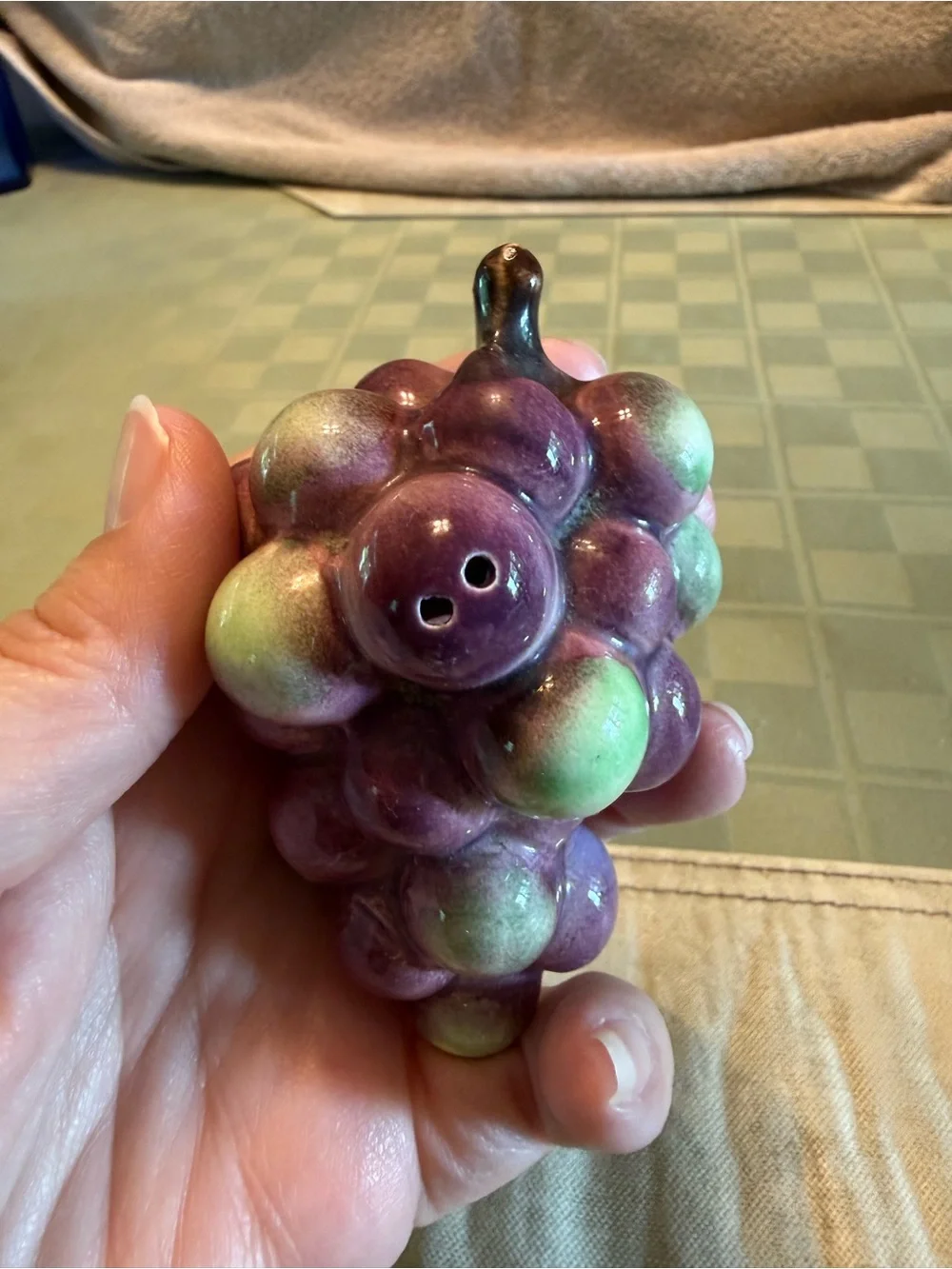 Vintage Ceramic Grape Clusters Salt & Pepper Shakers Set Mid-Century Japan
